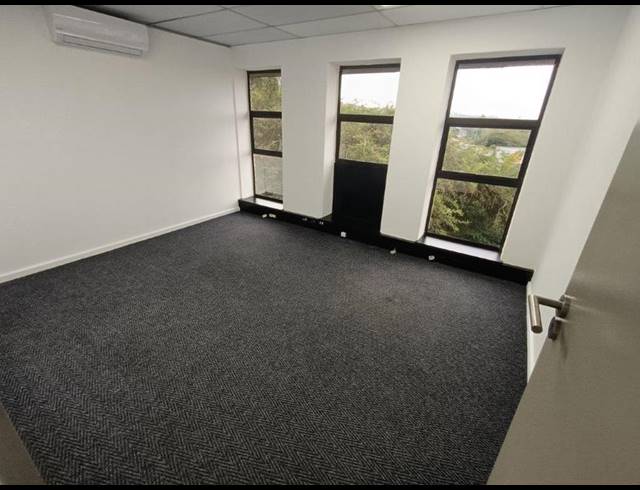 BUSINESS PROPERTY TO RENT IN HURLINGHAM